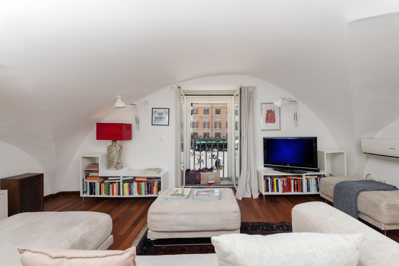 New! Amazing Piazza Navona View Appartement