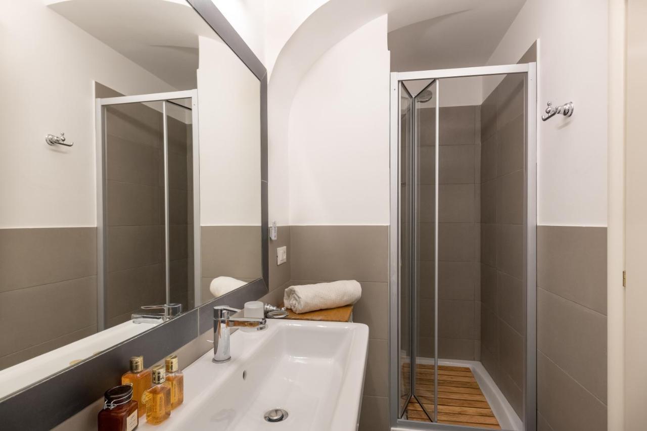 New! Amazing Piazza Navona View Appartement Rome